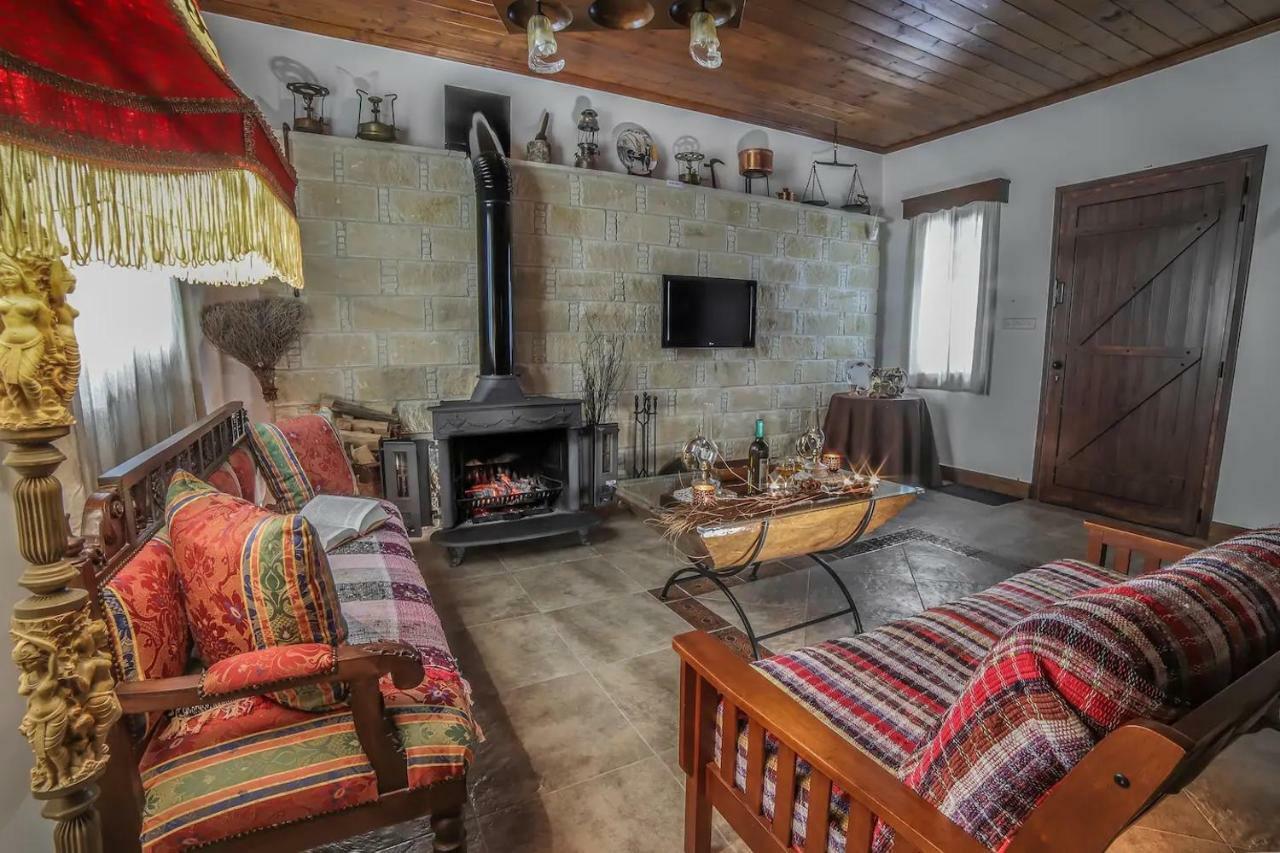 Lofou Traditional House エクステリア 写真